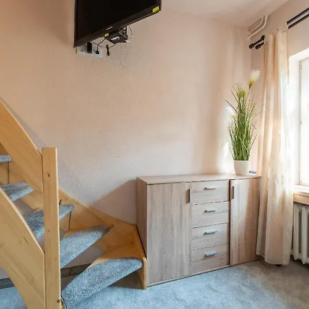 Apartment Ale Antresola! - 4 Osobowy Przy Ratuszu Z Parkingiem - Space *