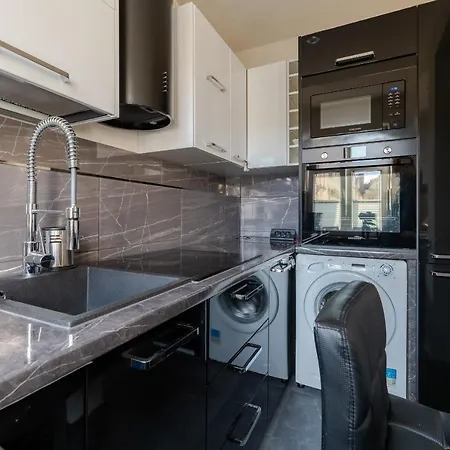 Apartment Ale Antresola! - 4 Osobowy Przy Ratuszu Z Parkingiem - Space *