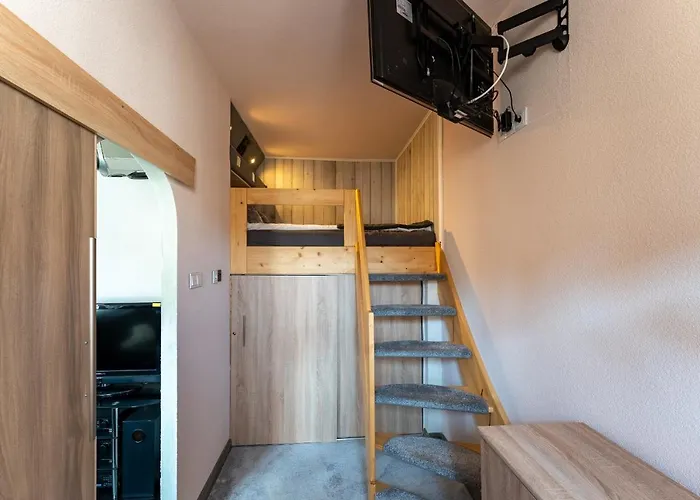 Apartament Ale Antresola! - 4 Osobowy Przy Ratuszu Z Parkingiem - Space Jelenia Góra