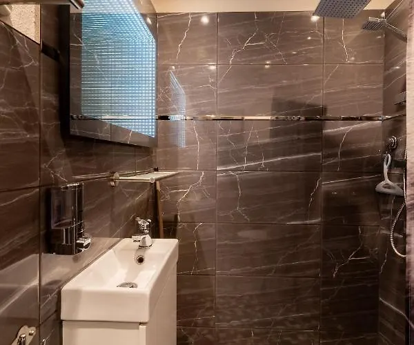 Ale Antresola! - 4 Osobowy Przy Ratuszu Z Parkingiem - Space * Jelenia Góra