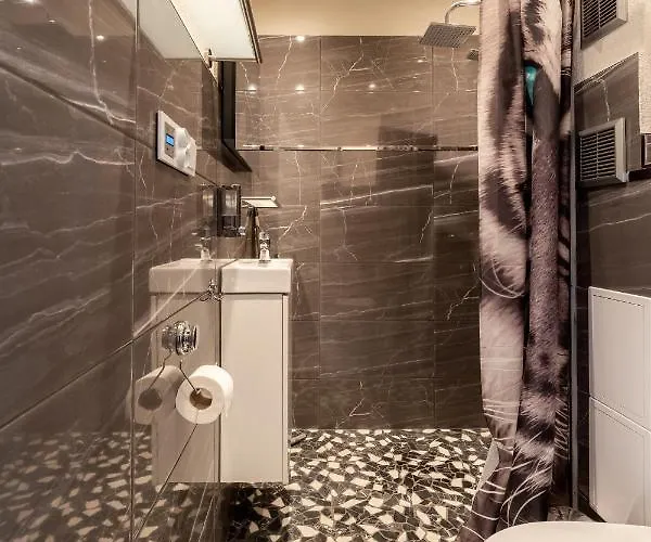 Ale Antresola! - 4 Osobowy Przy Ratuszu Z Parkingiem - Space * Jelenia Góra